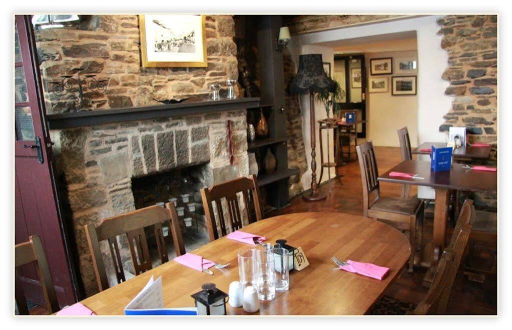 The Fountain Inn & Riverside Restaurant Okehampton Exteriör bild